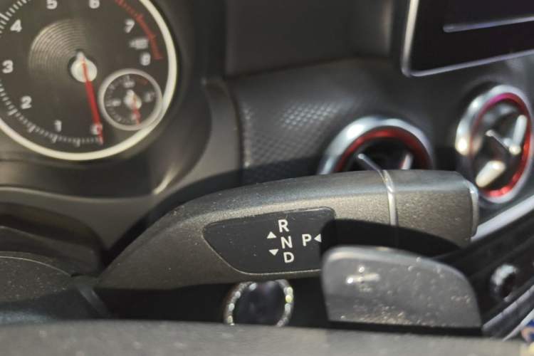 Used Mercedes-Benz A-Class 2017 A 200 Dynamic Edition Gear Lever