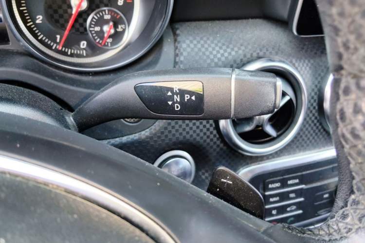 Used Mercedes-Benz A-Class 2017 A 200 Fashion Model Gear Lever