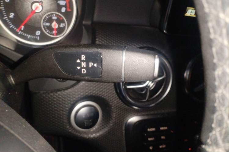 Used Mercedes-Benz A-Class 2017 Revised A 200 Dynamic Edition Gear Lever