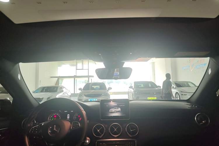 Used Mercedes-Benz A-Class 2017 A 200 Fashion Model Headliner