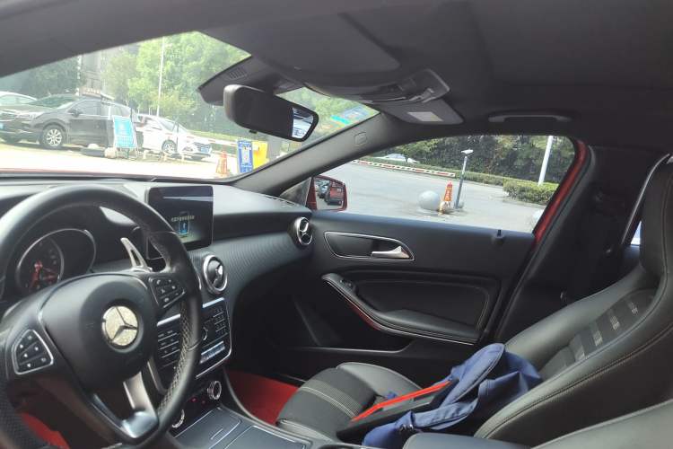 Used Mercedes-Benz A-Class 2017 Revised Version A 200 Fashion Edition Headliner