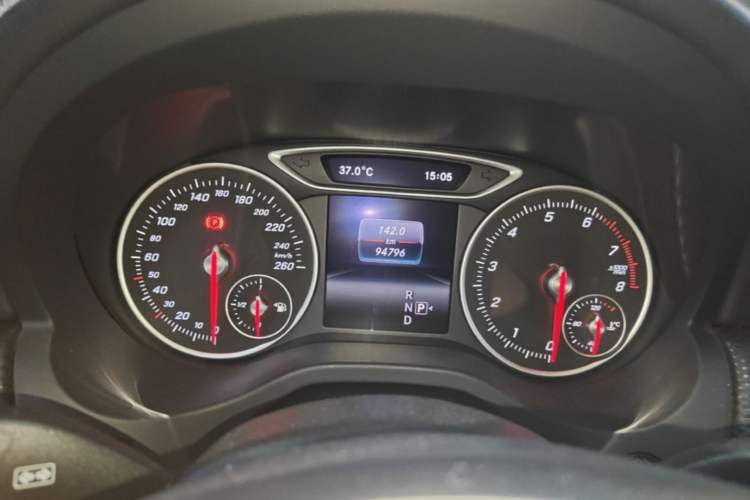 Used Mercedes-Benz A-Class 2017 A 200 Dynamic Edition Instrument Cluster