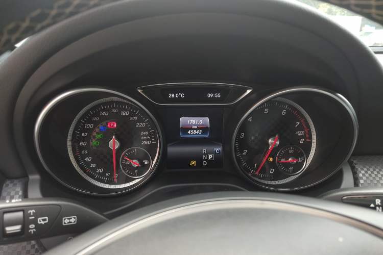Used Mercedes-Benz A-Class 2017 Revised Version A 200 Fashion Edition Instrument Cluster