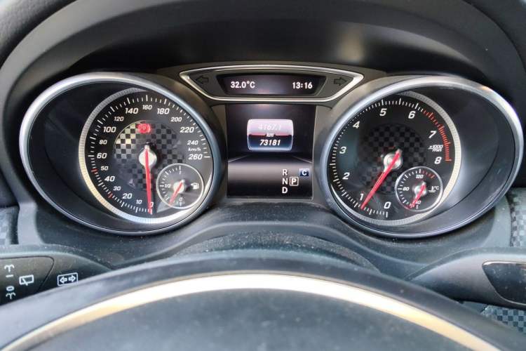 Used Mercedes-Benz A-Class 2017 A 200 Fashion Model Instrument Cluster