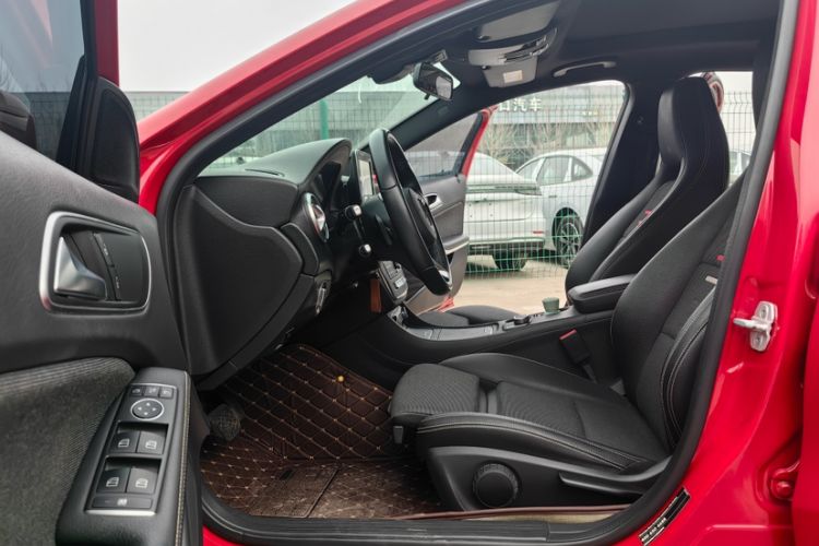 Used Mercedes-Benz A-Class 2017 A 200 Dynamic Edition Interior 2