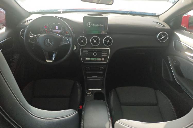 Used Mercedes-Benz A-Class 2017 A 200 Dynamic Edition Interior 2