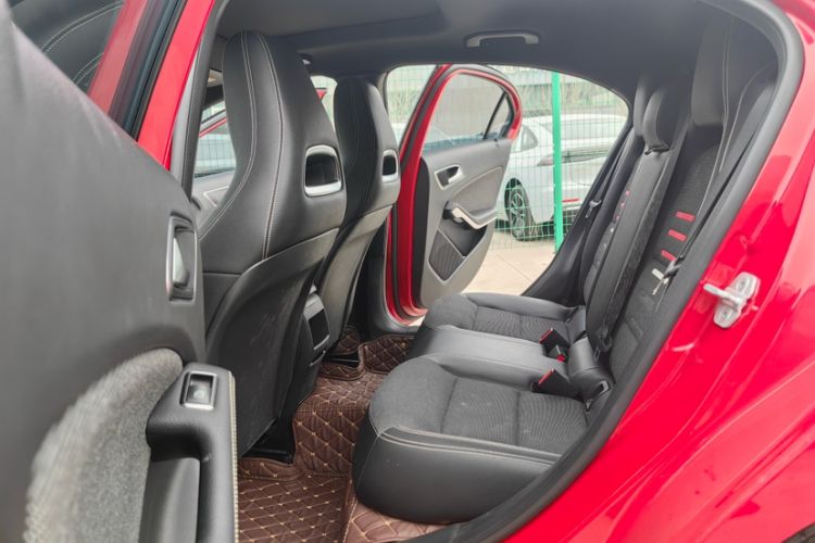 Used Mercedes-Benz A-Class 2017 A 200 Dynamic Edition Interior 3
