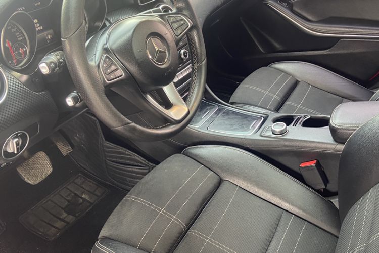 Used Mercedes-Benz A-Class 2017 A 200 Fashion Model Interior 4