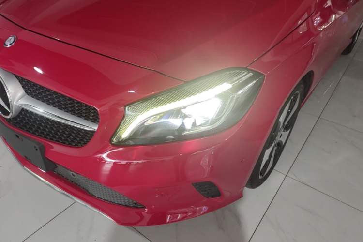 Used Mercedes-Benz A-Class 2017 A 200 Fashion Model Left Front Headlight