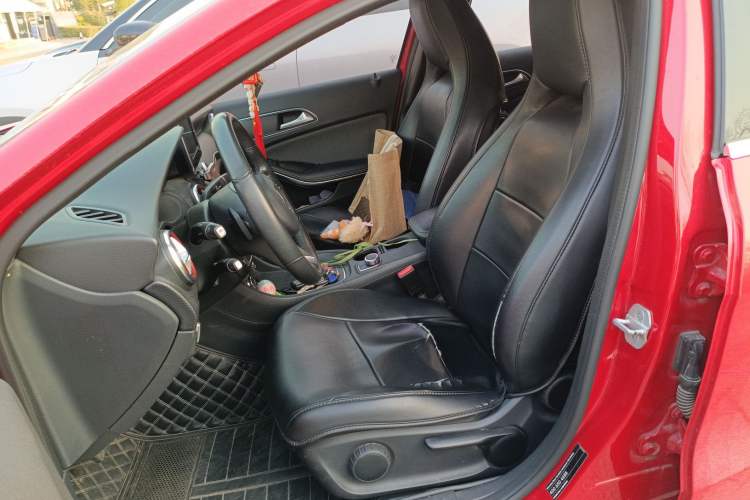 Used Mercedes-Benz A-Class 2017 A 200 Dynamic Edition Left Front Seat