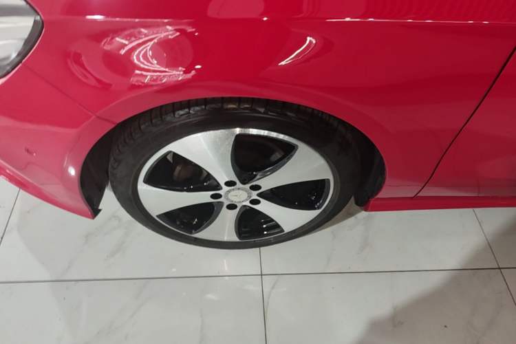 Used Mercedes-Benz A-Class 2017 A 200 Fashion Model Left Front Wheel Hub