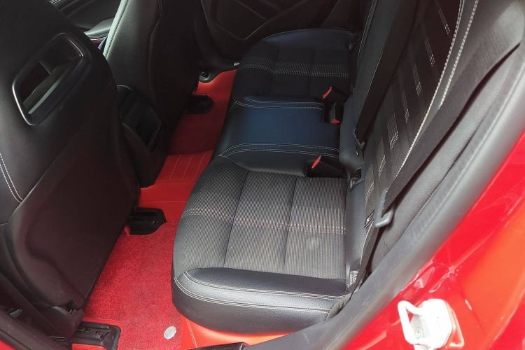 Used Mercedes-Benz A-Class 2017 Revised Version A 200 Fashion Edition Left Rear Seat