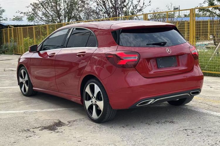 Used Mercedes-Benz A-Class 2017 A 200 Fashion Model Rear Left 45 Deg