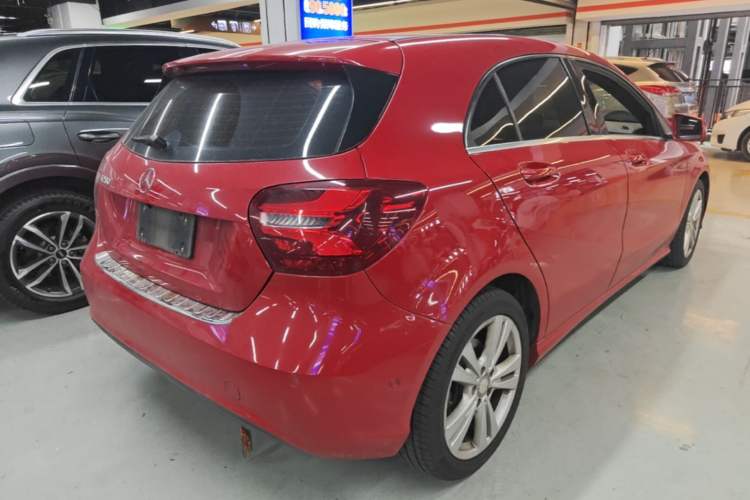 Used Mercedes-Benz A-Class 2017 A 200 Dynamic Edition Rear Right 45 Deg