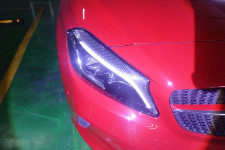 Used Mercedes-Benz A-Class 2017 Revised A 200 Dynamic Edition Right Front Headlight