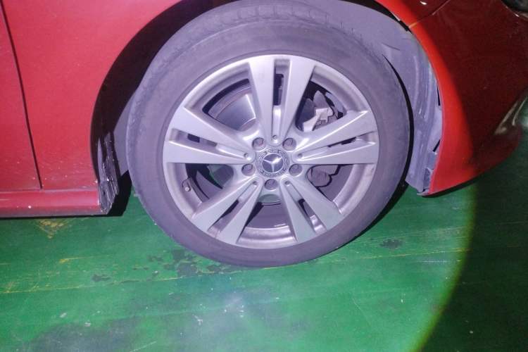 Used Mercedes-Benz A-Class 2017 Revised A 200 Dynamic Edition Right Front Wheel Hub