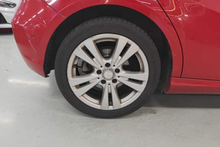 Used Mercedes-Benz A-Class 2017 A 200 Dynamic Edition Right Rear Wheel Hub