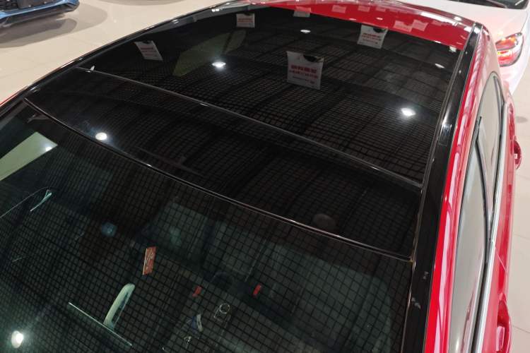 Used Mercedes-Benz A-Class 2017 A 200 Dynamic Edition Roof