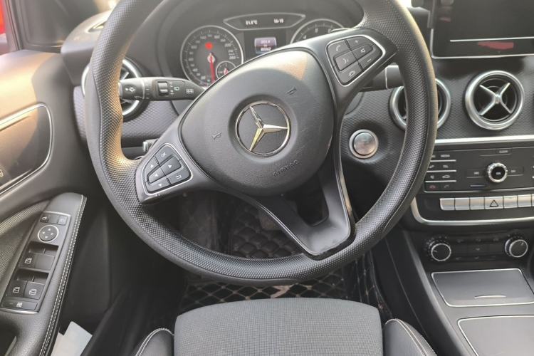 Used Mercedes-Benz A-Class 2017 A 180 Steering Wheel