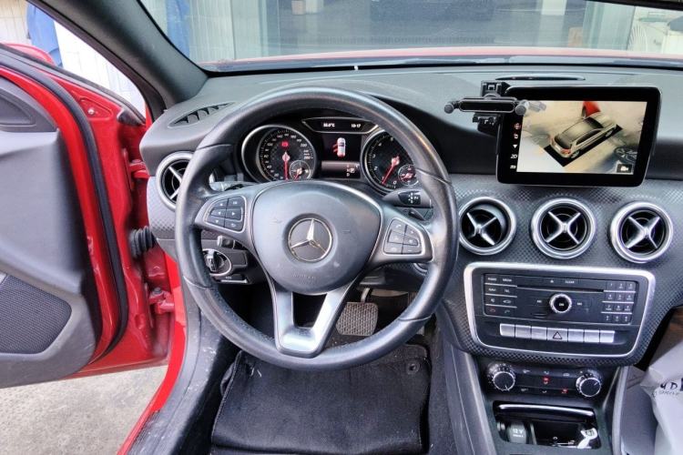 Used Mercedes-Benz A-Class 2017 A 200 Fashion Model Steering Wheel