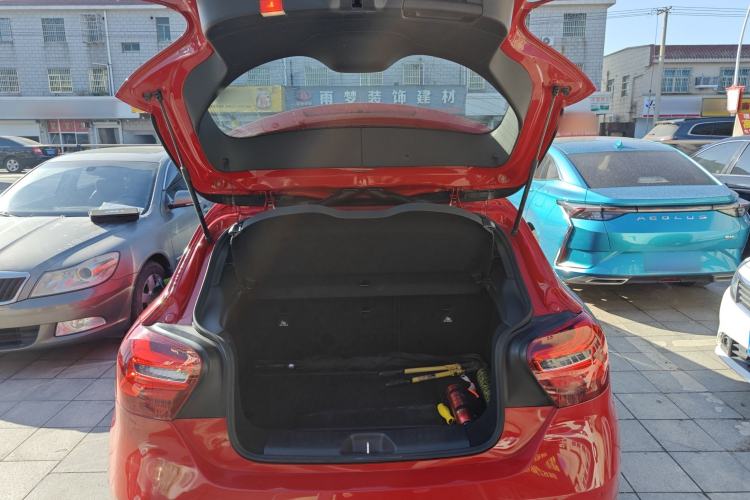 Used Mercedes-Benz A-Class 2017 A 200 Fashion Model Trunk