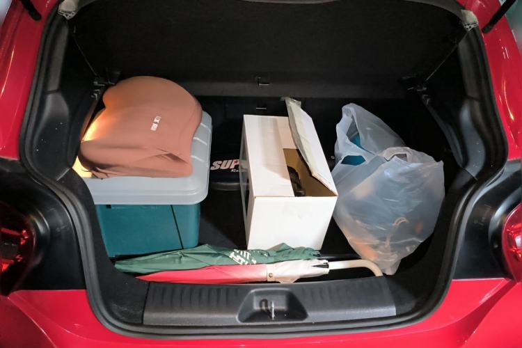 Used Mercedes-Benz A-Class 2017 A 200 Fashion Model Trunk