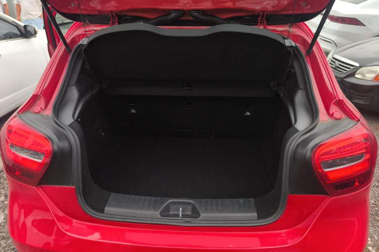 Used Mercedes-Benz A-Class 2017 A 180 Trunk