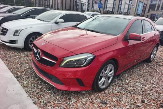 Ojetý Mercedes-Benz A-Class 2017 Revised A 200 Dynamic Edition