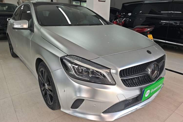 Used Mercedes-Benz A-Class 2017 A 200 Dynamic Edition Front Right 45 Deg