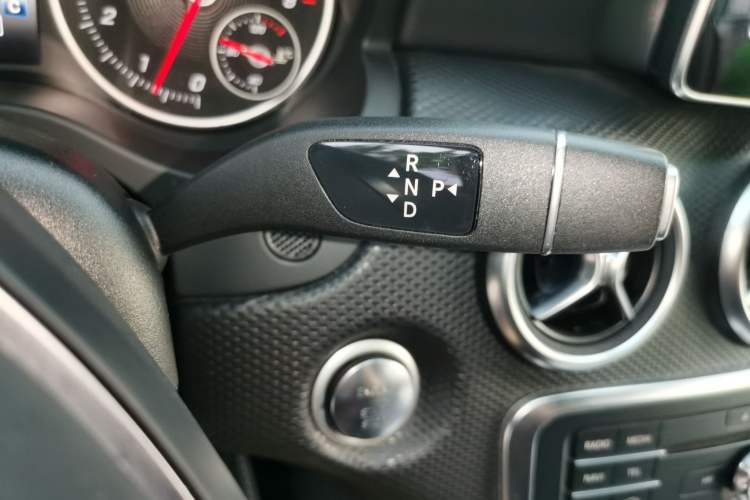 Used Mercedes-Benz A-Class 2017 A 200 Dynamic Edition Gear Lever