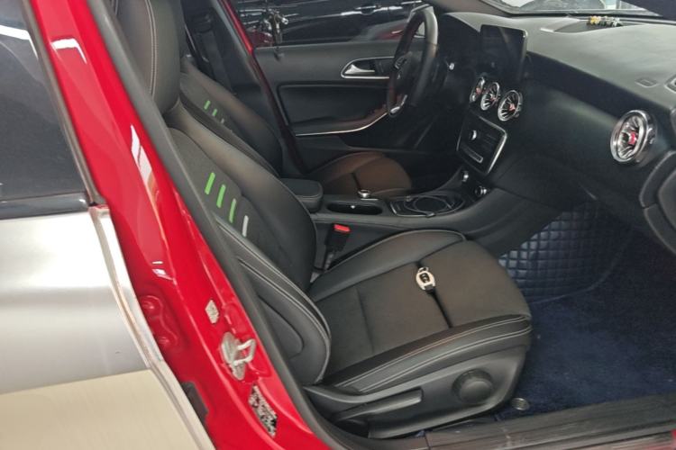 Used Mercedes-Benz A-Class 2017 A 200 Dynamic Edition Right Front Seat