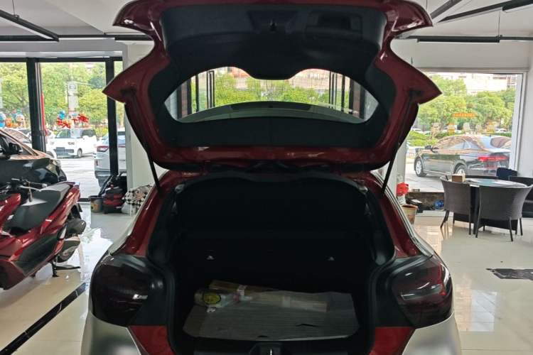 Used Mercedes-Benz A-Class 2017 A 200 Dynamic Edition Trunk