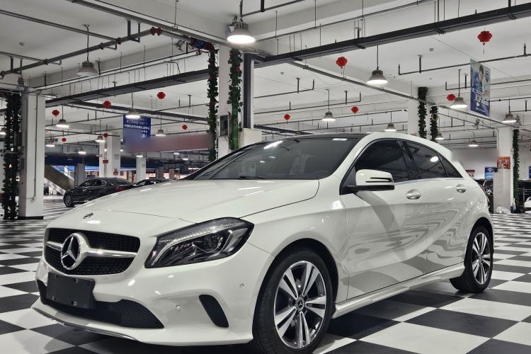 Mercedes-Benz A-Class 2017 Revised A 200 Dynamic Edition с пробегом Guazi used car, China used car export, Used car for sale, Used  cars, Cheapest cars for sale