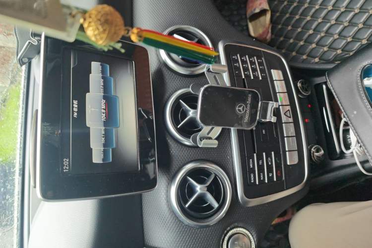Used Mercedes-Benz A-Class 2017 Revised A 200 Dynamic Edition Audio And AC Panel