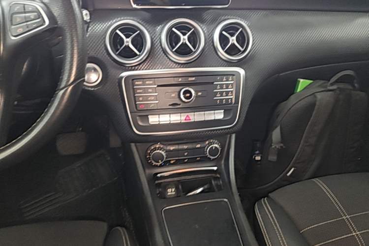 Used Mercedes-Benz A-Class 2017 A 200 Dynamic Edition Audio And AC Panel