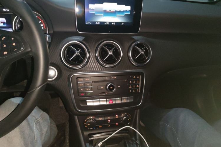 Used Mercedes-Benz A-Class 2017 A 200 Dynamic Edition Audio And AC Panel