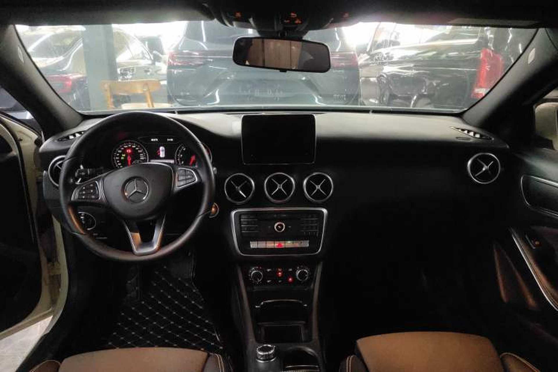 Used Mercedes-Benz A-Class 2017 A 200 Dynamic Edition Center Console
