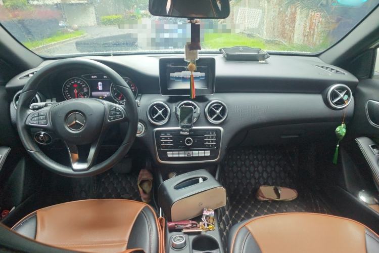 Used Mercedes-Benz A-Class 2017 Revised A 200 Dynamic Edition Center Console