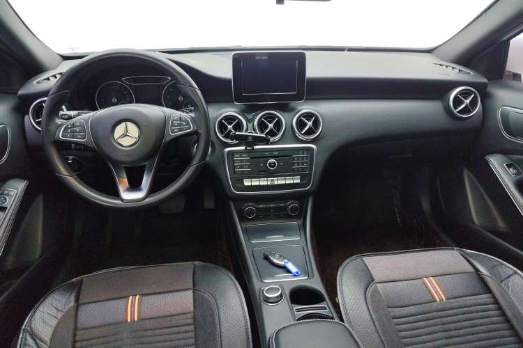 Used Mercedes-Benz A-Class 2017 Revised A 200 Dynamic Edition Center Console