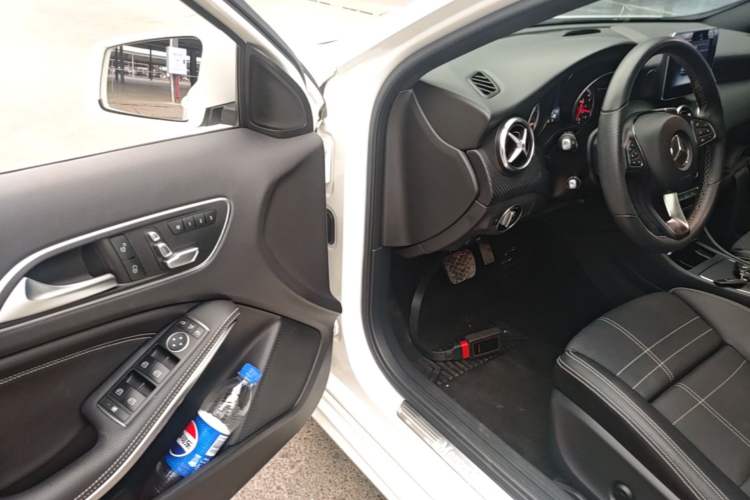 Used Mercedes-Benz A-Class 2017 A 200 Fashion Model Driver Seat