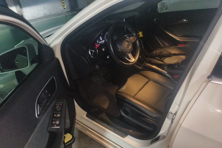 Used Mercedes-Benz A-Class 2017 A 200 Dynamic Edition Driver Seat