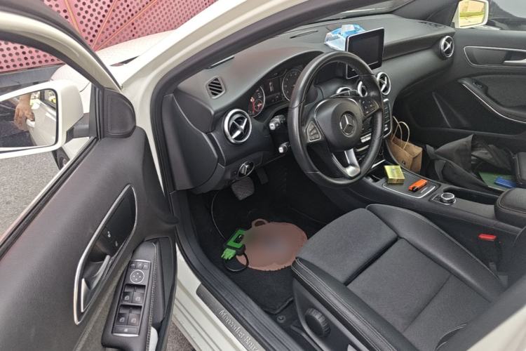 Used Mercedes-Benz A-Class 2017 Revised A 200 Dynamic Edition Driver Seat