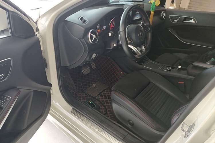 Used Mercedes-Benz A-Class 2017 A 200 Sport Driver Seat