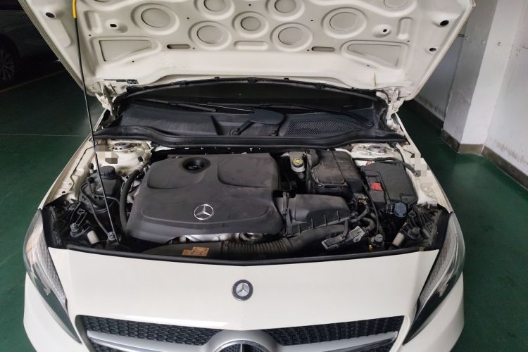 Used Mercedes-Benz A-Class 2017 Revised Version A 200 Fashion Edition Engine Bay