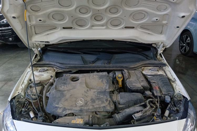 Used Mercedes-Benz A-Class 2017 A 200 Dynamic Edition Engine Bay
