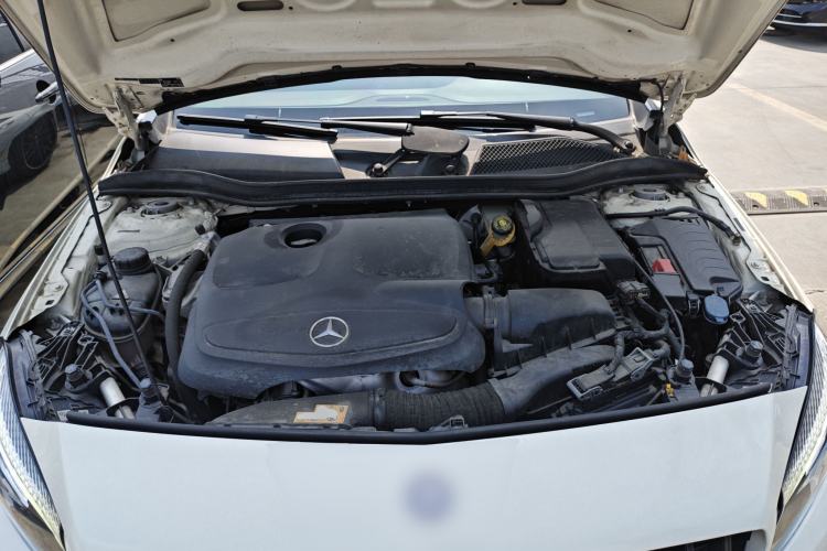Used Mercedes-Benz A-Class 2017 A 200 Fashion Model Engine Bay