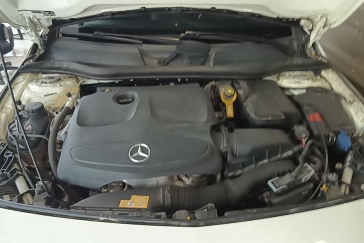 Used Mercedes-Benz A-Class 2017 Revised Version A 200 Fashion Edition Engine Bay