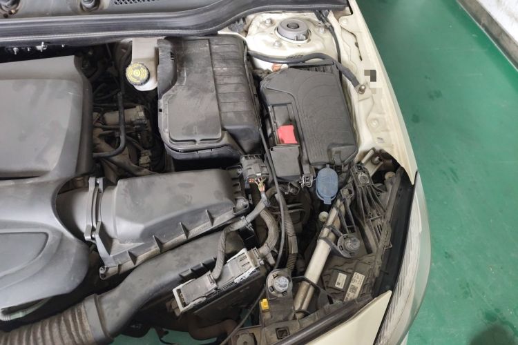 Used Mercedes-Benz A-Class 2017 Revised Version A 200 Fashion Edition Engine Bay Left
