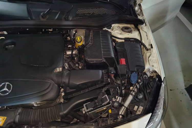 Used Mercedes-Benz A-Class 2017 A 200 Dynamic Edition Engine Bay Left