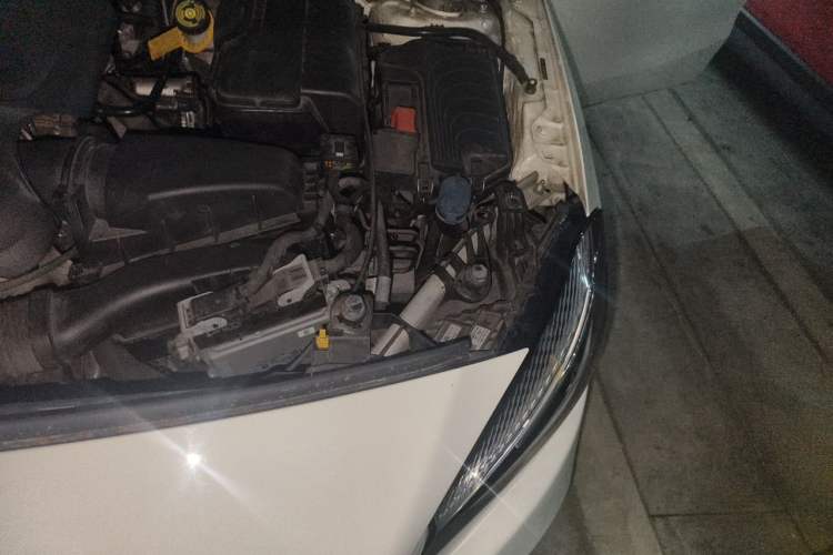 Used Mercedes-Benz A-Class 2017 A 200 Dynamic Edition Engine Bay Left